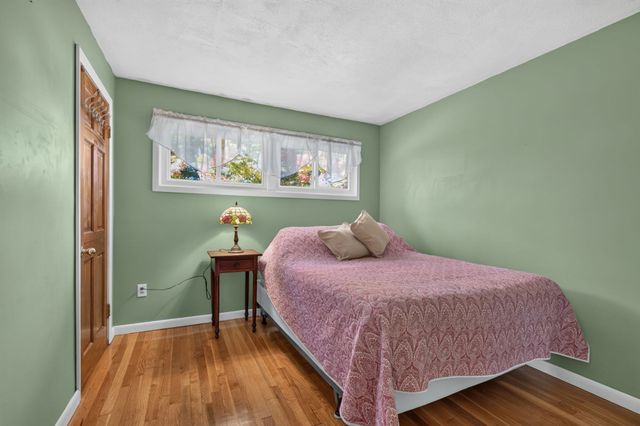 90 Woodstock St, North Andover, MA 01845