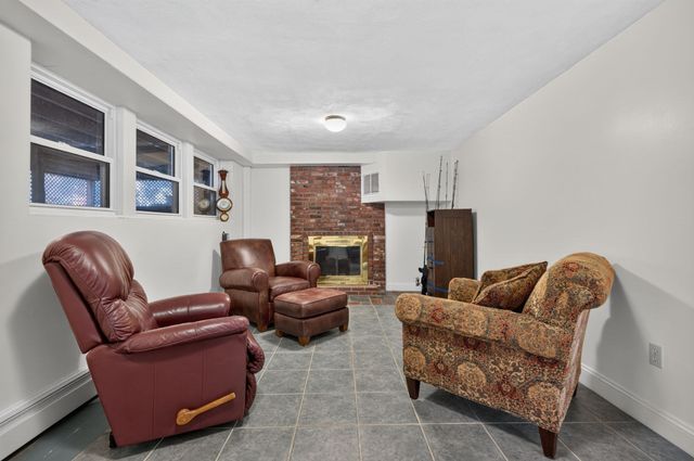 90 Woodstock St, North Andover, MA 01845