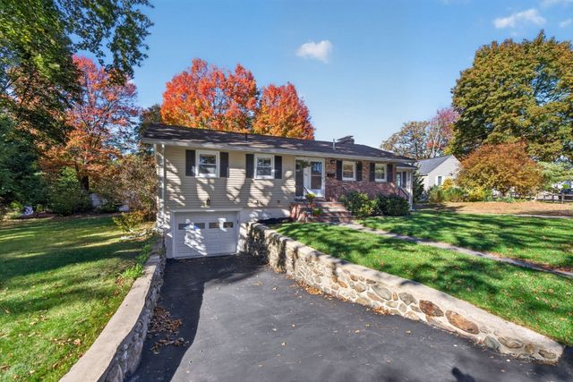 90 Woodstock St, North Andover, MA 01845