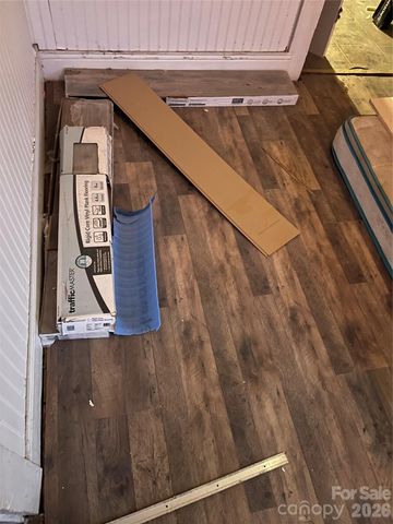 35 Center Street, Great Falls, SC 29055