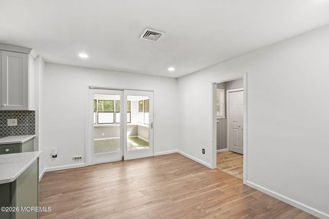 5 Oakland Street, Matawan, NJ 07747