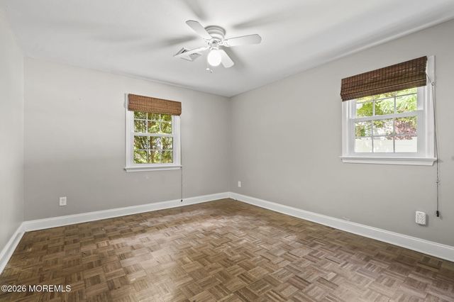 5 Oakland Street, Matawan, NJ 07747