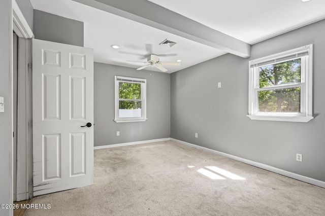 5 Oakland Street, Matawan, NJ 07747