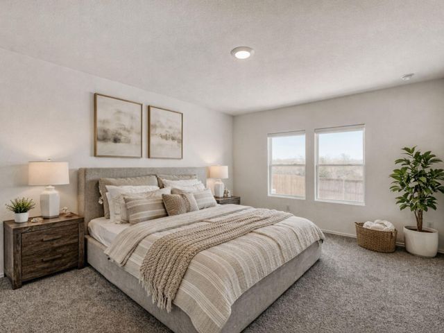 12421 Silversmith LN, Mustang Ridge, TX 78610