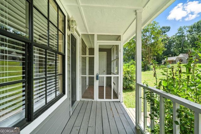 3045 Wildflower Lane, Snellville, GA 30039