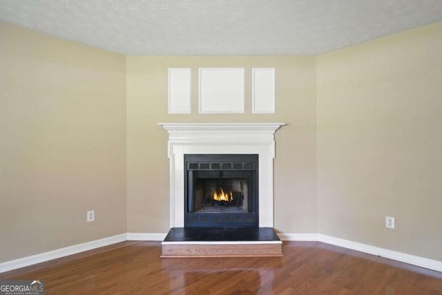 3045 Wildflower Lane, Snellville, GA 30039