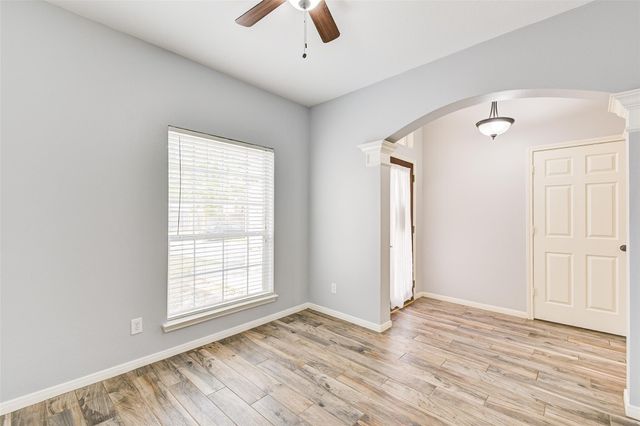 25910 Oakridge Forest Lane, Spring, TX 77386