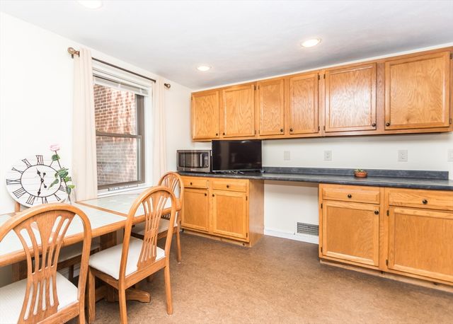 200-202 Church Street 200-202, Waltham, MA 02452