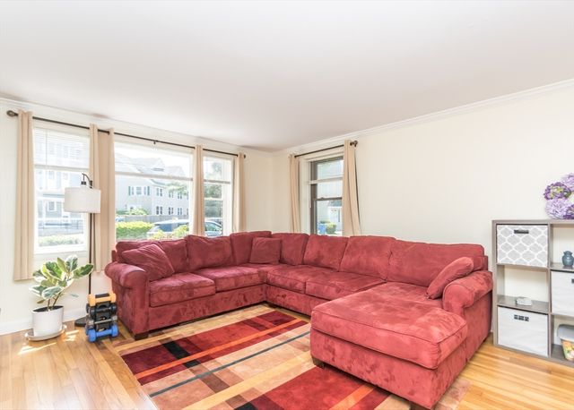 200-202 Church Street 200-202, Waltham, MA 02452