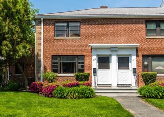 200-202 Church Street 200-202, Waltham, MA 02452