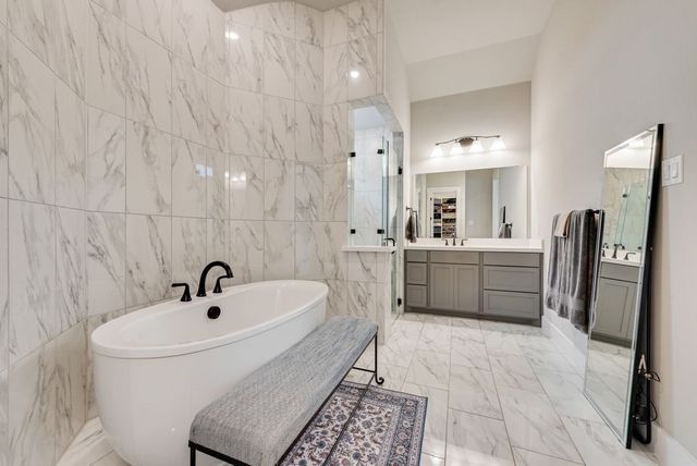 7717 Murcia Drive, Fort Worth, TX 76123