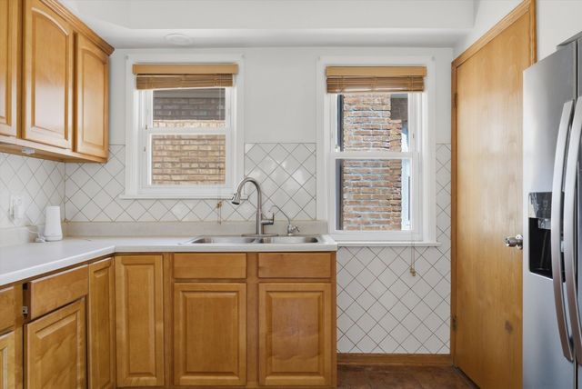 5134 S Laporte Avenue, Chicago, IL 60638