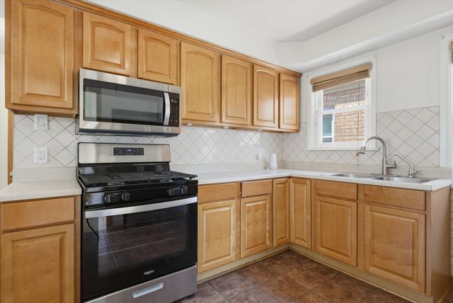 5134 S Laporte Avenue, Chicago, IL 60638