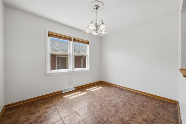 5134 S Laporte Avenue, Chicago, IL 60638
