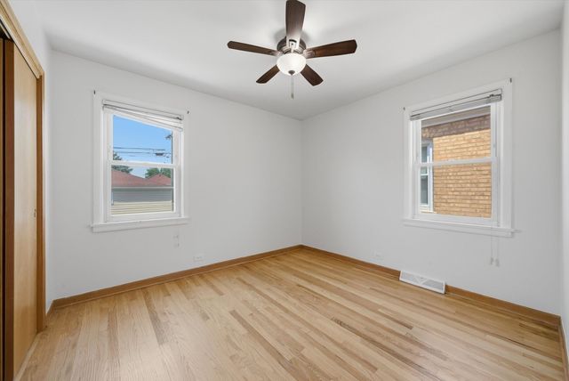 5134 S Laporte Avenue, Chicago, IL 60638