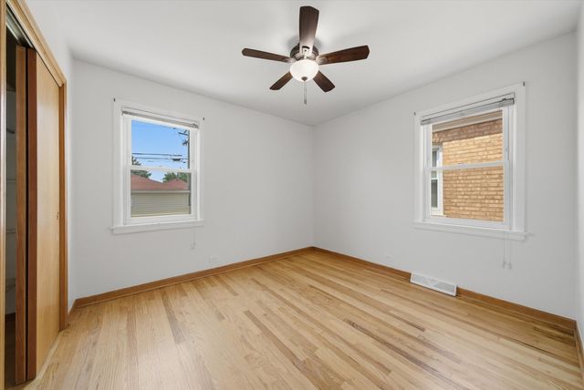 5134 S Laporte Avenue, Chicago, IL 60638