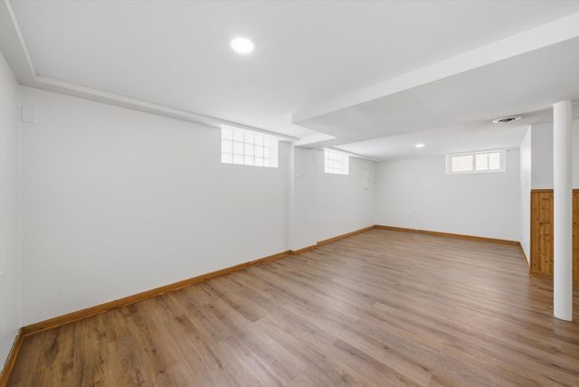 5134 S Laporte Avenue, Chicago, IL 60638