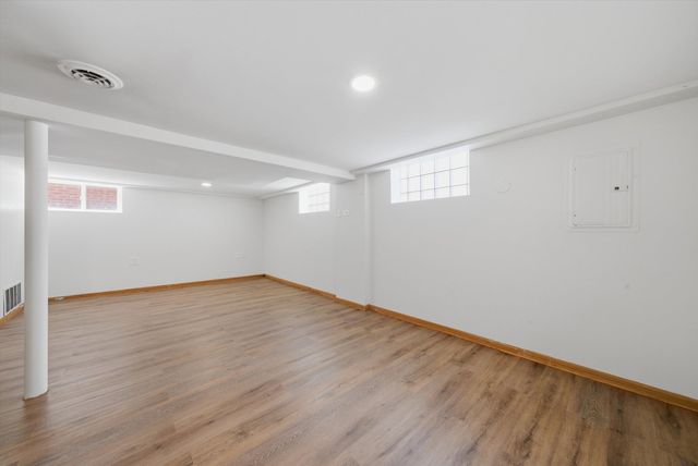5134 S Laporte Avenue, Chicago, IL 60638