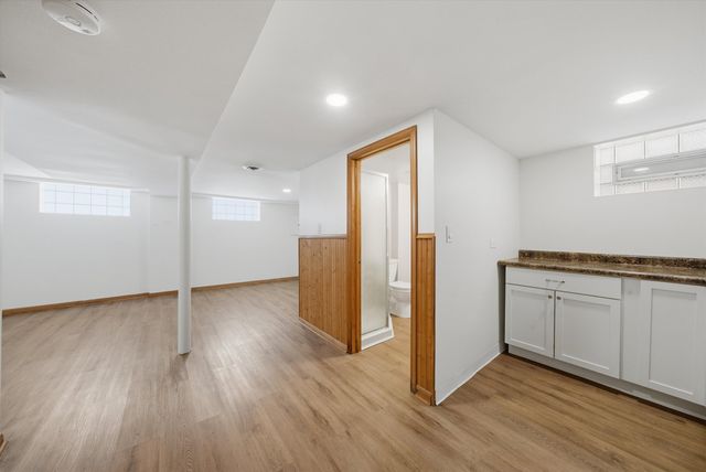 5134 S Laporte Avenue, Chicago, IL 60638