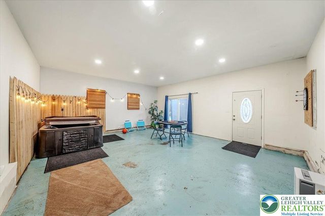 117 Saint Regis Walk, Coolbaugh Twp, PA 18466