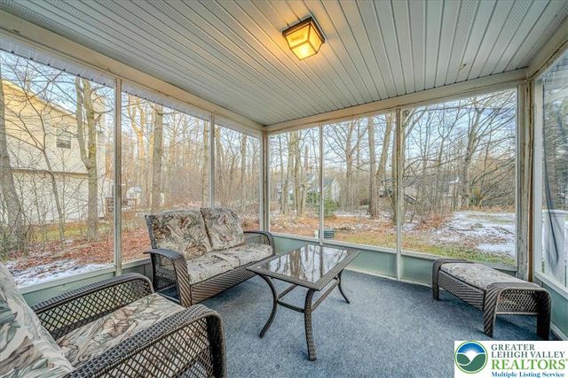 117 Saint Regis Walk, Coolbaugh Twp, PA 18466