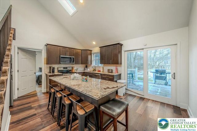 117 Saint Regis Walk, Coolbaugh Twp, PA 18466