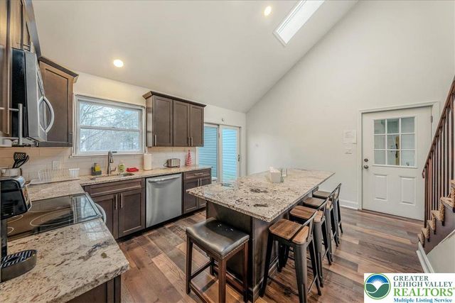 117 Saint Regis Walk, Coolbaugh Twp, PA 18466