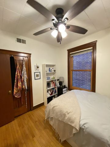852 W Diversey Parkway 2F, Chicago, IL 60614
