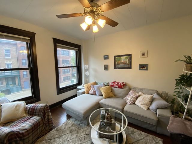 852 W Diversey Parkway 2F, Chicago, IL 60614