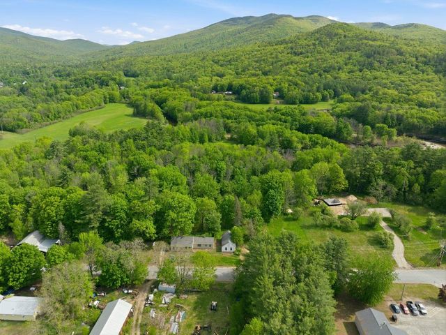 307 School Street, Rumney, NH 03266