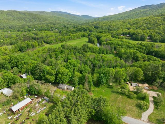 307 School Street, Rumney, NH 03266