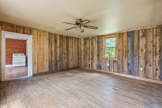 307 School Street, Rumney, NH 03266