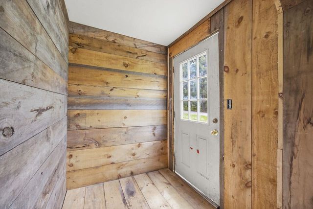 307 School Street, Rumney, NH 03266
