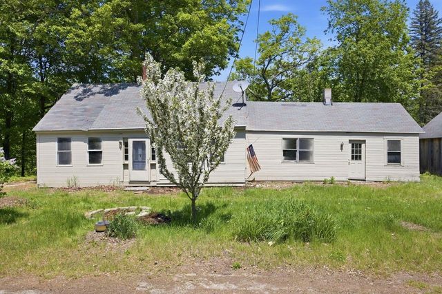 307 School Street, Rumney, NH 03266