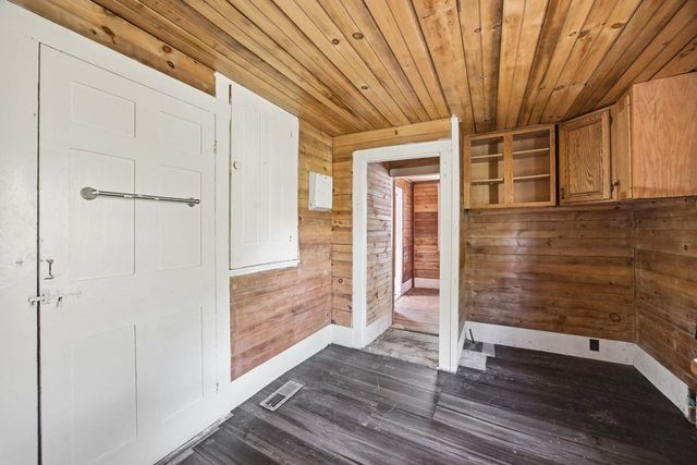307 School Street, Rumney, NH 03266