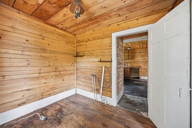 307 School Street, Rumney, NH 03266