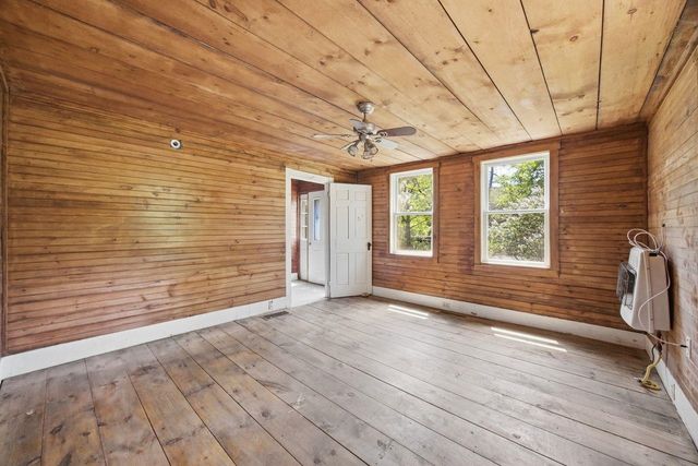 307 School Street, Rumney, NH 03266
