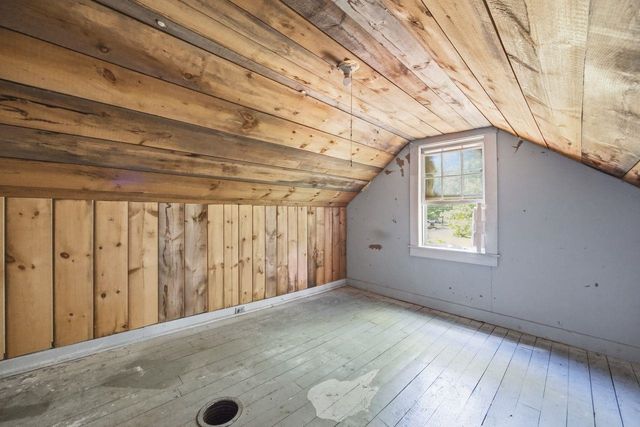 307 School Street, Rumney, NH 03266