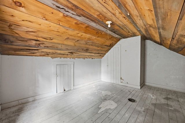 307 School Street, Rumney, NH 03266