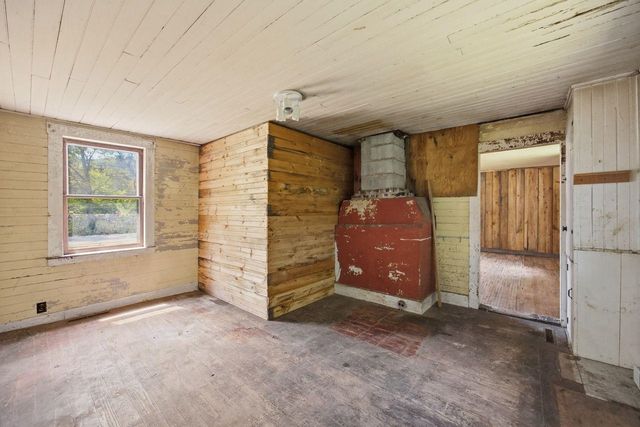 307 School Street, Rumney, NH 03266