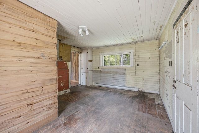 307 School Street, Rumney, NH 03266