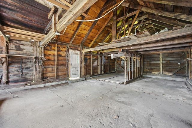 307 School Street, Rumney, NH 03266