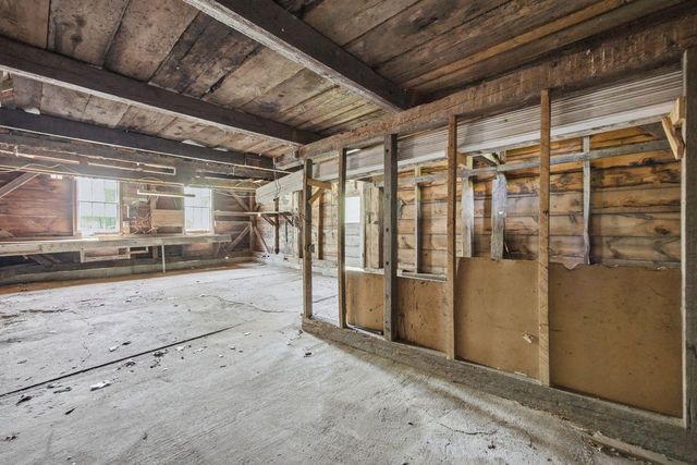307 School Street, Rumney, NH 03266