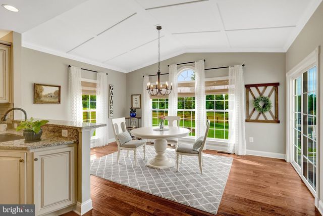 15002 MOUNTAIN RD, Hillsboro, VA 20132