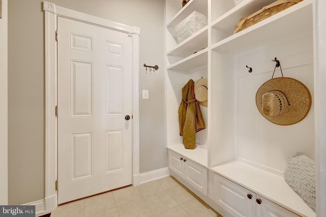 15002 MOUNTAIN RD, Hillsboro, VA 20132