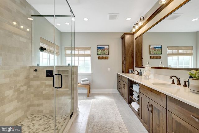 15002 MOUNTAIN RD, Hillsboro, VA 20132