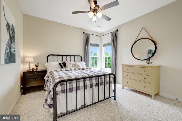 15002 MOUNTAIN RD, Hillsboro, VA 20132