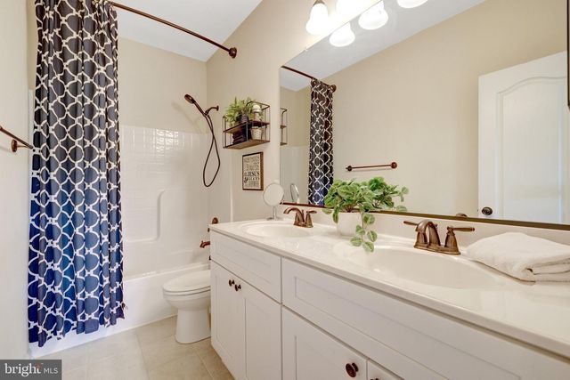 15002 MOUNTAIN RD, Hillsboro, VA 20132