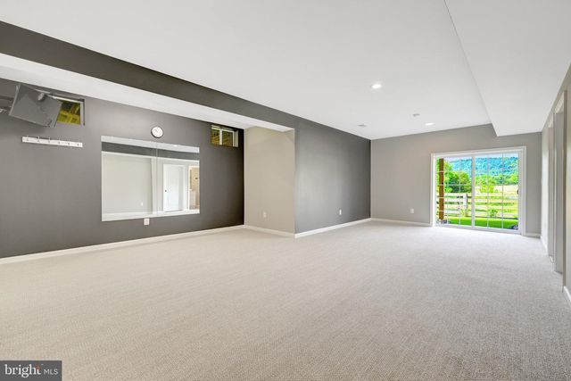 15002 MOUNTAIN RD, Hillsboro, VA 20132