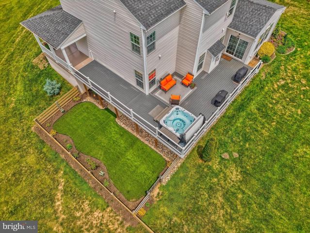 15002 MOUNTAIN RD, Hillsboro, VA 20132